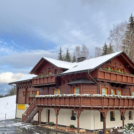 Pension Grizzly Ludvikov Exterior photo